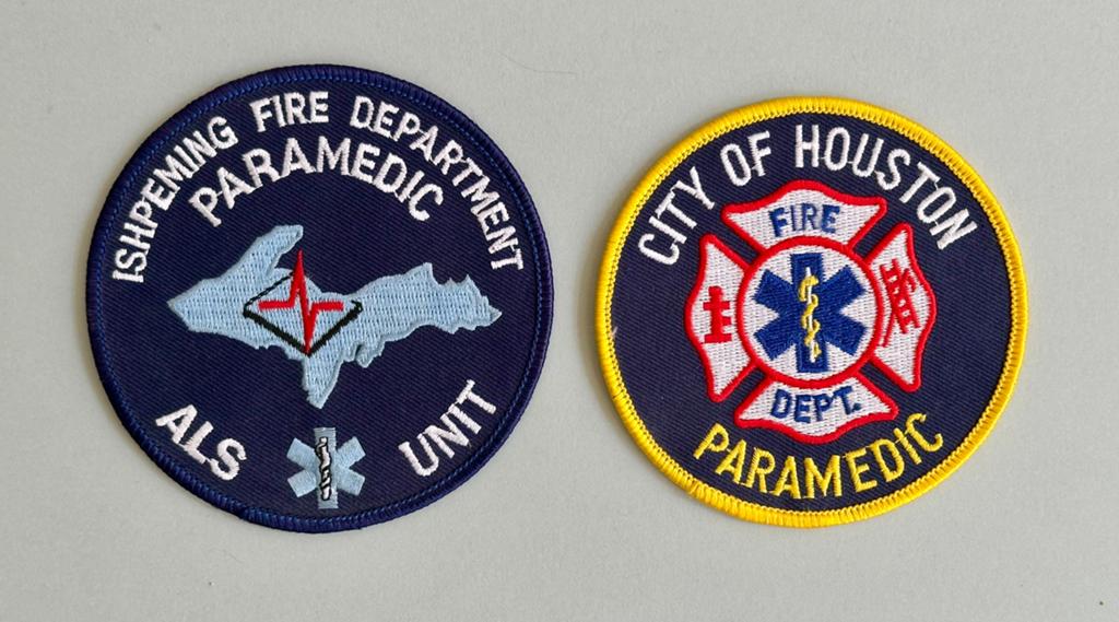 Brandweer Paramedic USA emblemen, Ophalen of Verzenden, Overige soorten, Amerika, Embleem of Badge