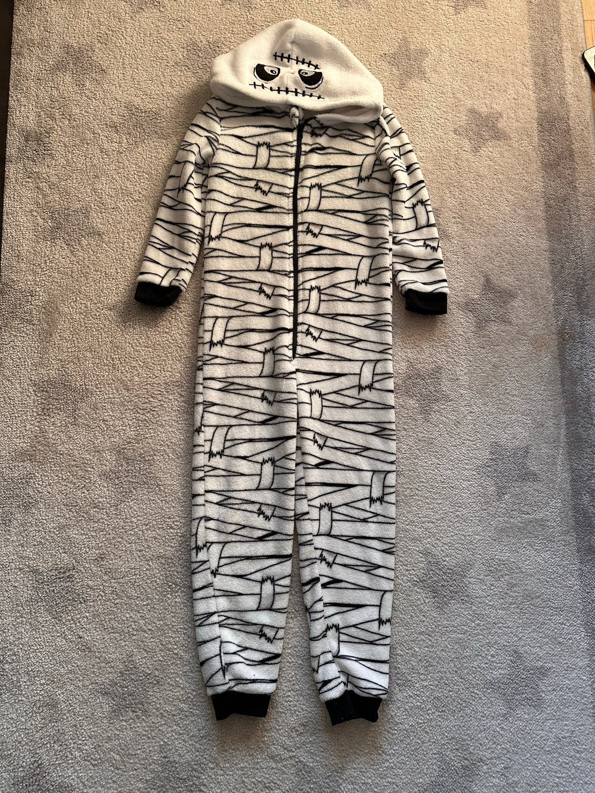 Mummie Onesie - Maat 122/128, Ophalen of Verzenden, Zo goed als nieuw, Jongen of Meisje, Nacht- of Onderkleding