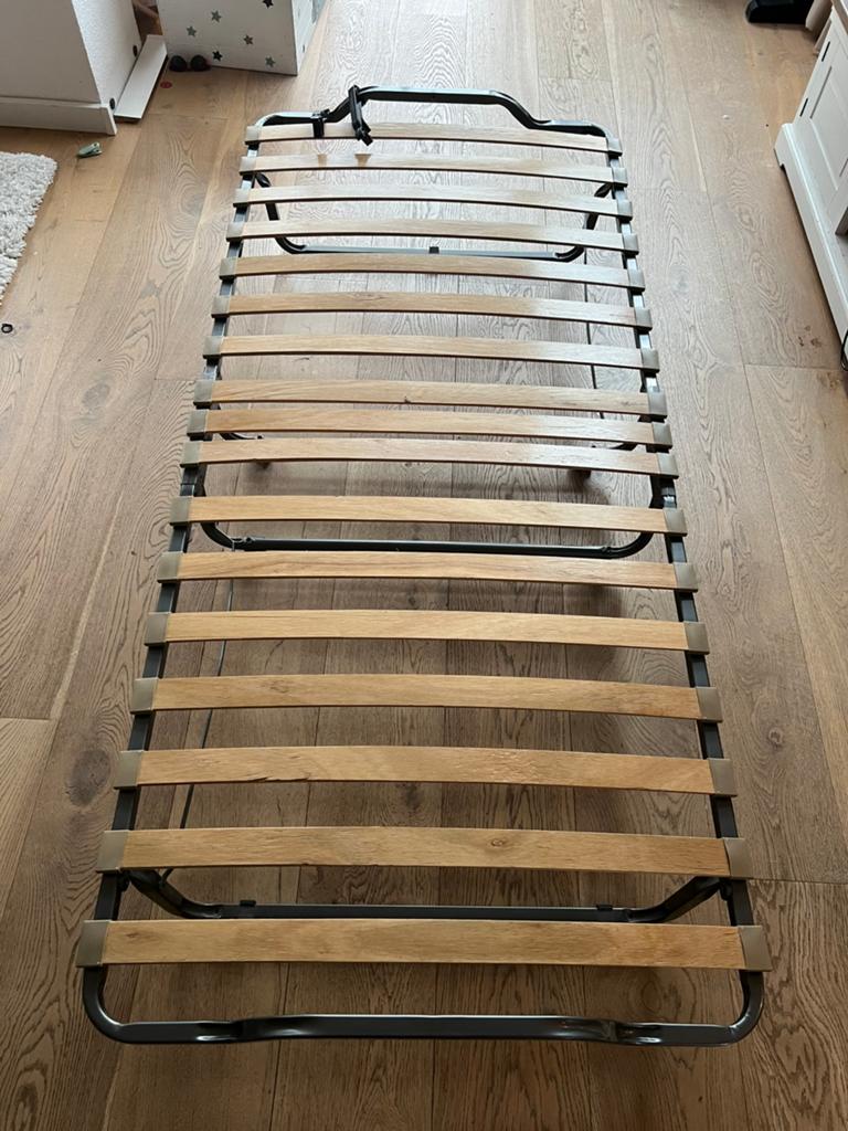 Vouwbed inklapbaar als NIEUW, Huis en Inrichting, Slaapkamer | Bedden, Ophalen, 90 cm, Eenpersoons, Zo goed als nieuw