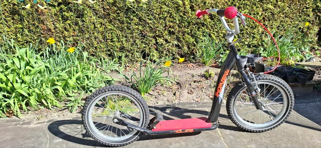 Volare Thombike step - Zo goed als nieuw, Fietsen en Brommers, Steps, Ophalen, Zo goed als nieuw, Gewone step, Volare