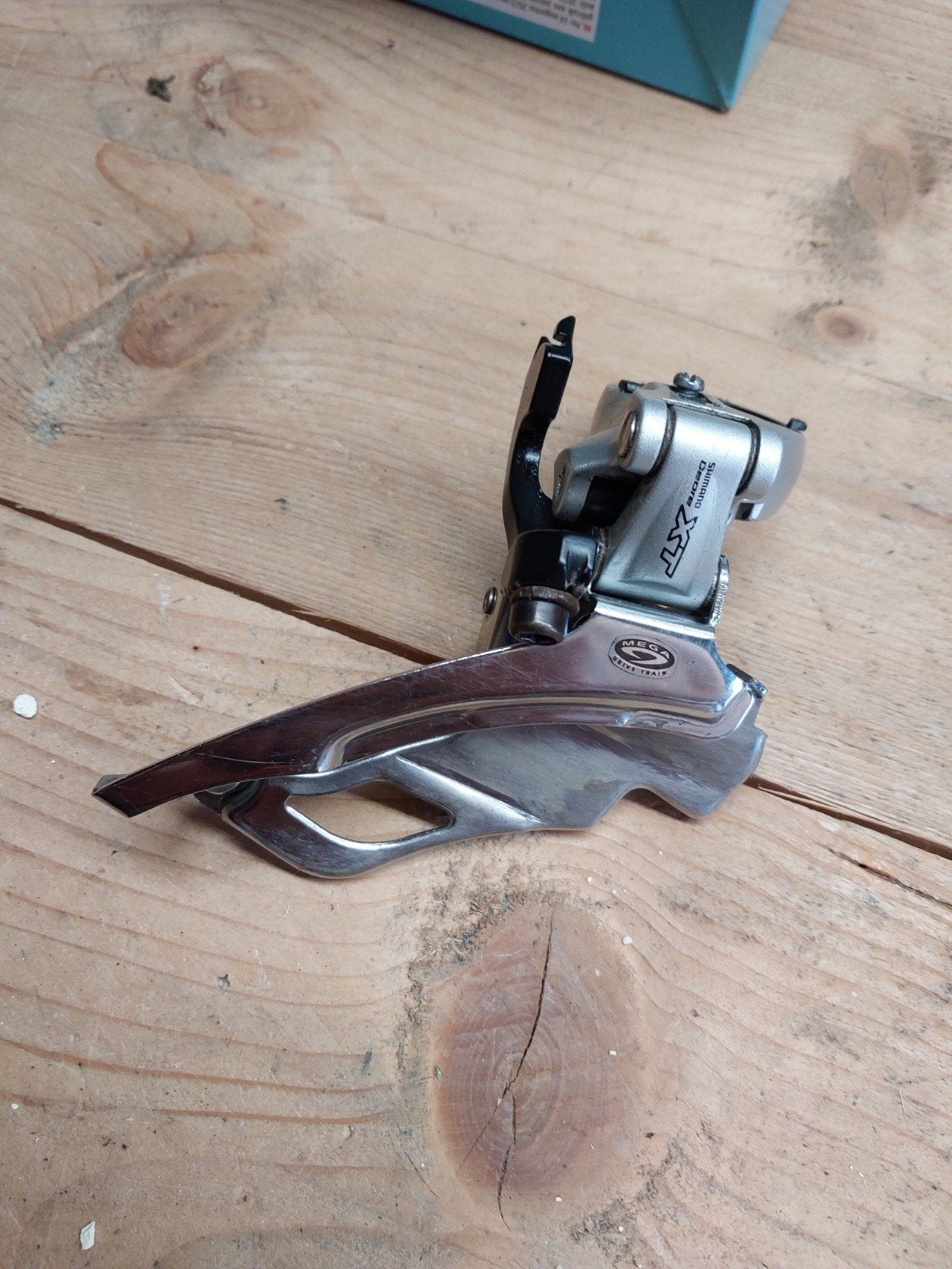 Shimano Deore XT FD-M761A Voorderailleur, Fietsen en Brommers, Gebruikt, Ophalen of Verzenden, Derailleur of Ketting, Aluminium
