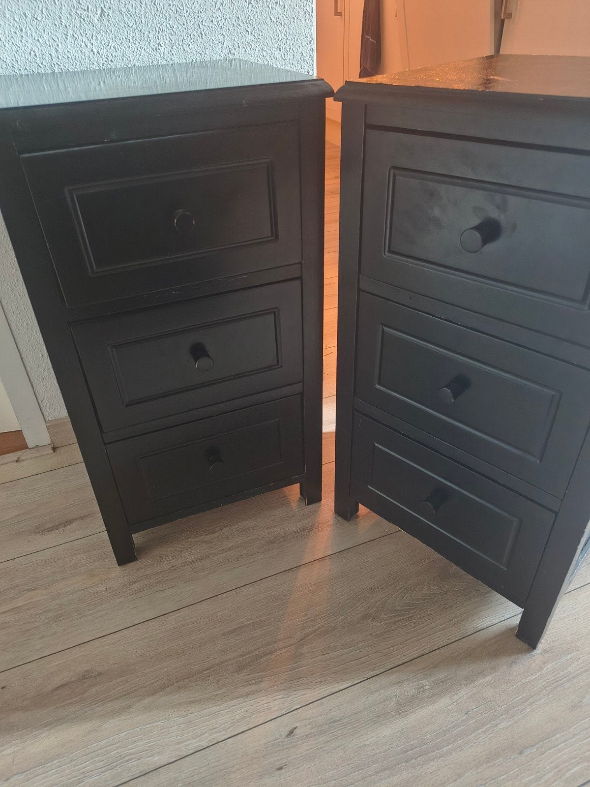 IKEA klassieke tijdloze houten Hemnes set van 2 zwarte nacht, Huis en Inrichting, Ophalen, Gebruikt, Minder dan 45 cm, 55 tot 70 cm