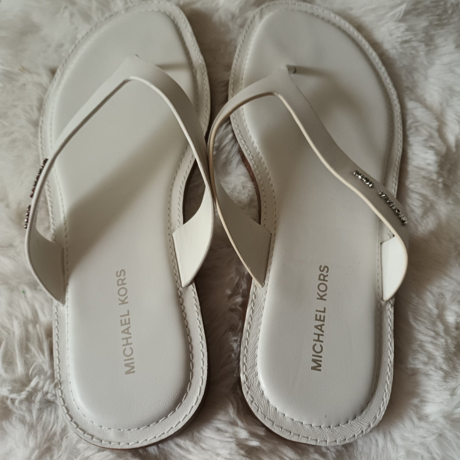 MICHAEL KORS dames slippers..maat 41..origineel..Nieuw, Kleding | Dames, Schoenen, Ophalen of Verzenden, Nieuw