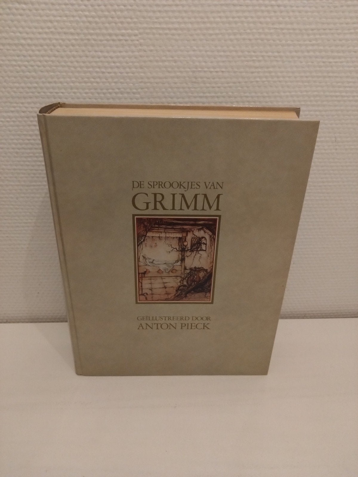 De Sprookjes van Grimm - Geïllustreerd door Anton Pieck, Boeken, Ophalen of Verzenden, Zo goed als nieuw, Gebroeders Grimm