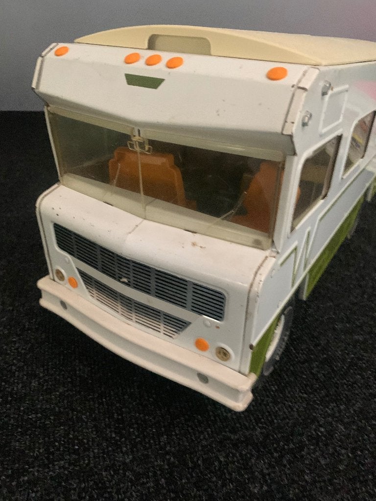 Tonka 1970's Winnebego Indian VR Camper Pressed Steel Toy, Ophalen of Verzenden, Gebruikt