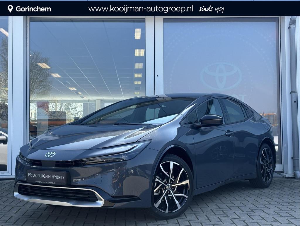 Toyota Prius 2.0 Plug-in Executive | Panoramadak | Apple Car, Auto's, Toyota, Gebruikt, 4 cilinders, Bedrijf, Grijs