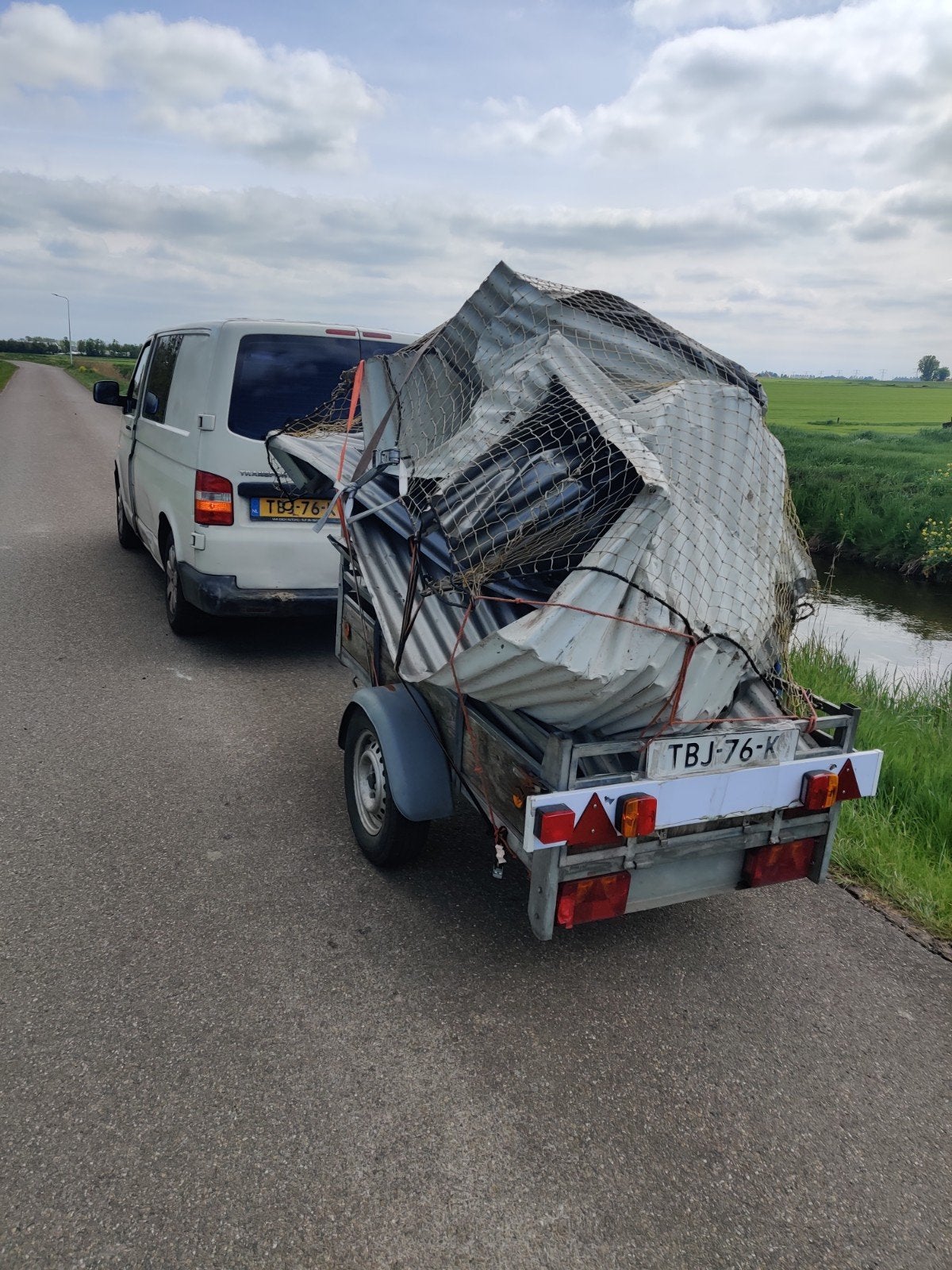Oudijzer gevraagd en gratis, Ophalen