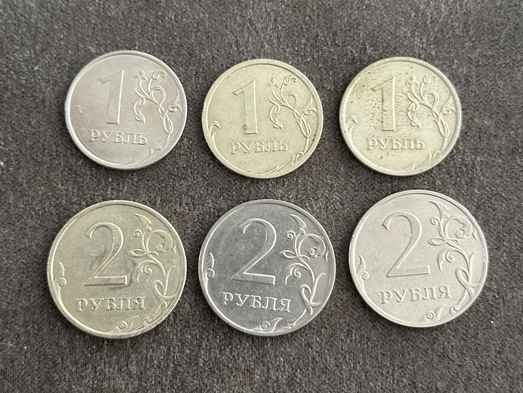Rusland setje munten 1 en 2 roebel 2007 2008 2009 2020 2024, Verzenden, Rusland, Setje