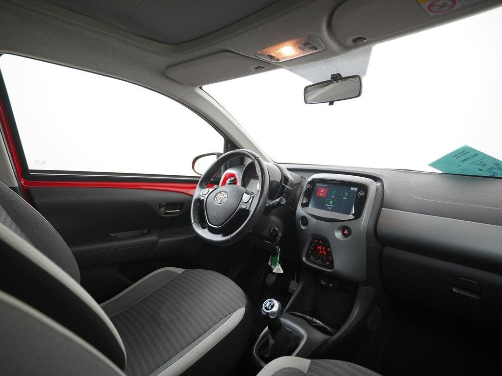 Toyota Aygo 1.0 VVT-i x-cite | Vouwdak | Camera | Apple/Andr, Auto's, Toyota, Voorwielaandrijving, 12 maanden, Stof, Gebruikt