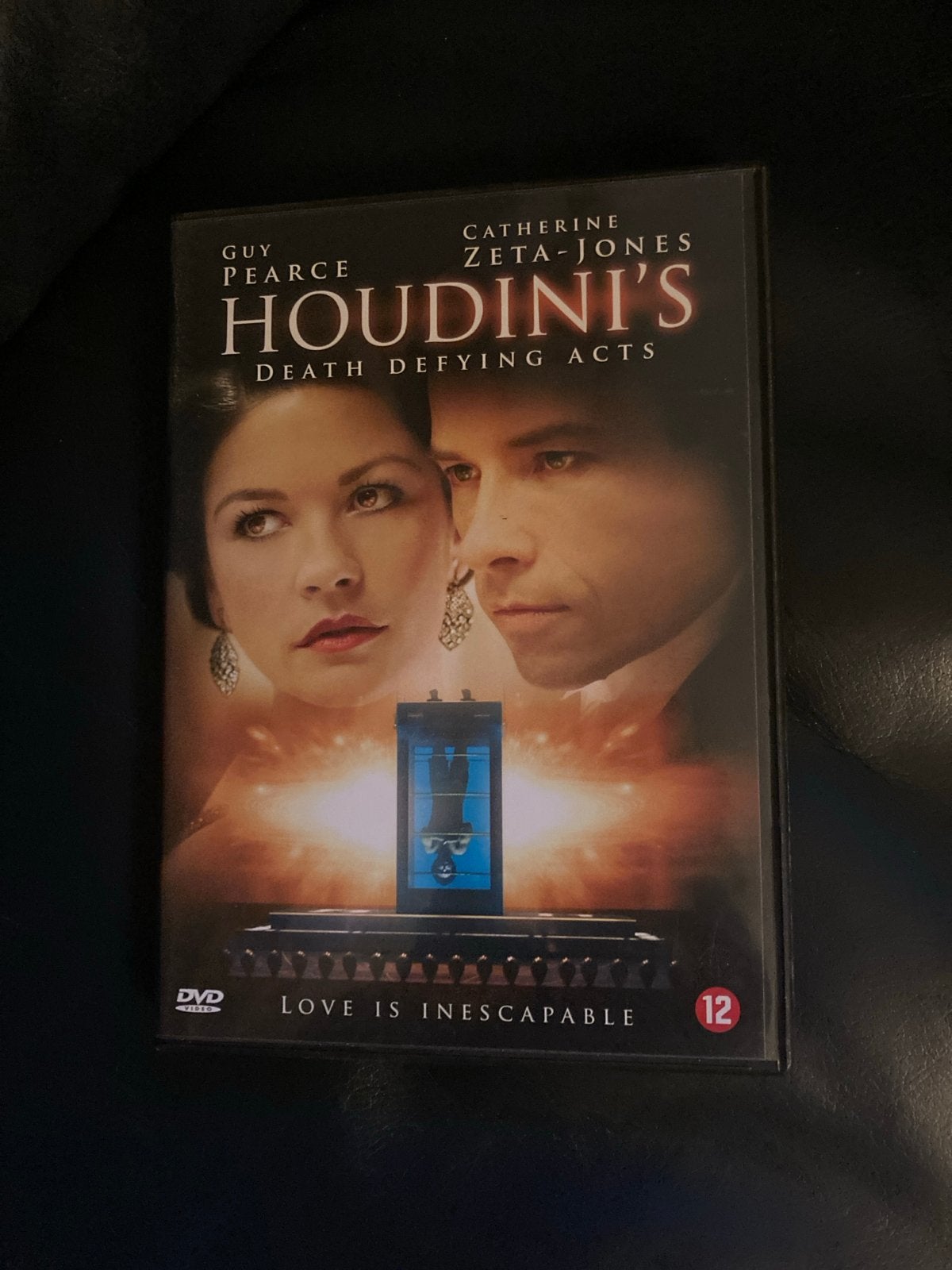 Houdini's Death Defying Acts DVD - Guy Pearce, Catherine Zet, Vanaf 12 jaar, Ophalen of Verzenden, Gebruikt, Historisch of Kostuumdrama
