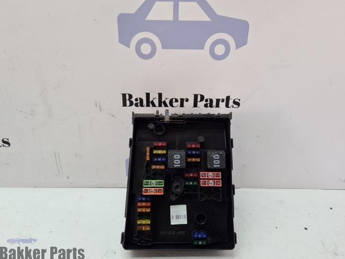 Zekeringkast van een Volkswagen Golf, Auto-onderdelen, Elektronica en Kabels, Volkswagen, Gebruikt, 3 maanden garantie, Ophalen of Verzenden