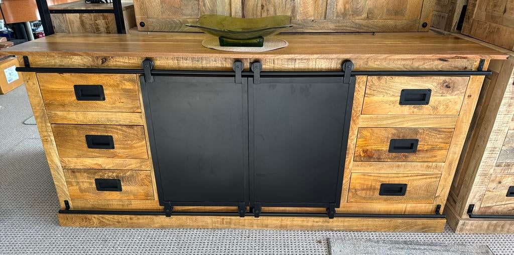 Dressoir Lotte, Huis en Inrichting, Kasten | Dressoirs, Met deur(en), Kringloopehb41@hotmail.com, Dressoir, 7553 JE