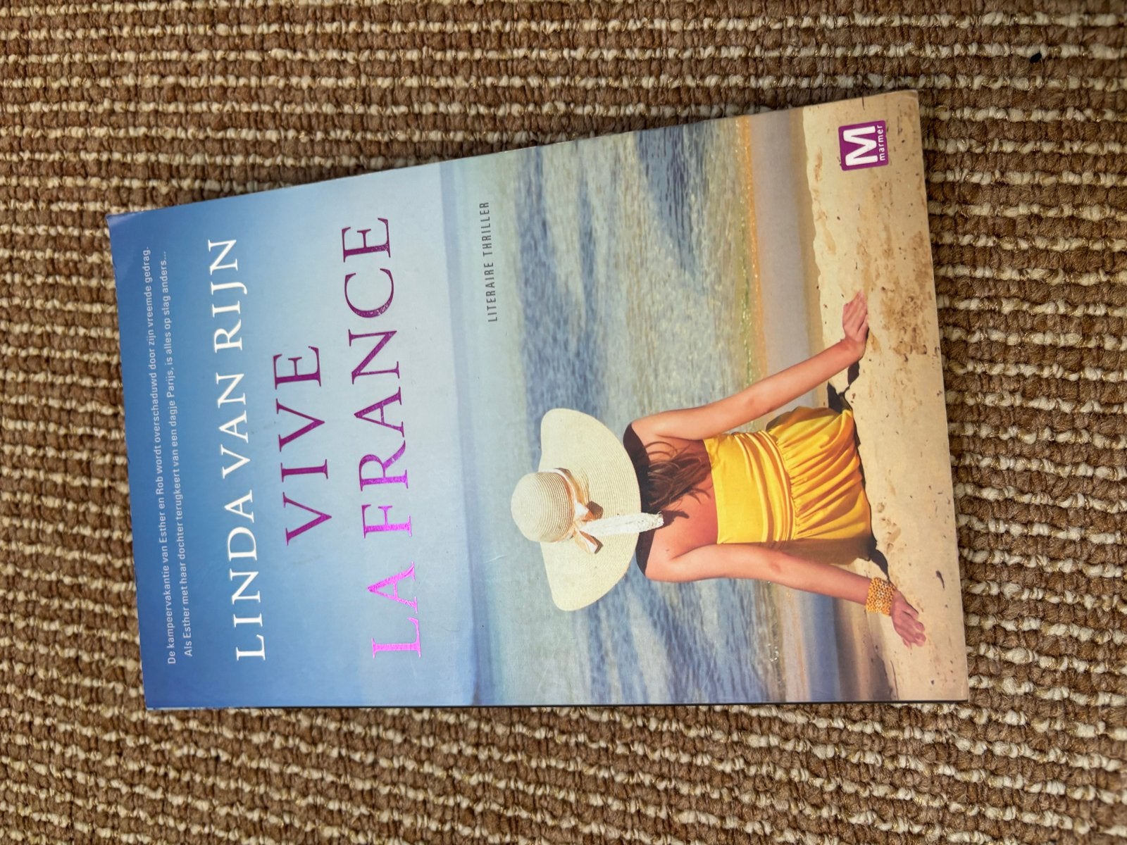 2 boeken: Vive La France & Heleen van Royen, Ophalen of Verzenden, Zo goed als nieuw, Nederland