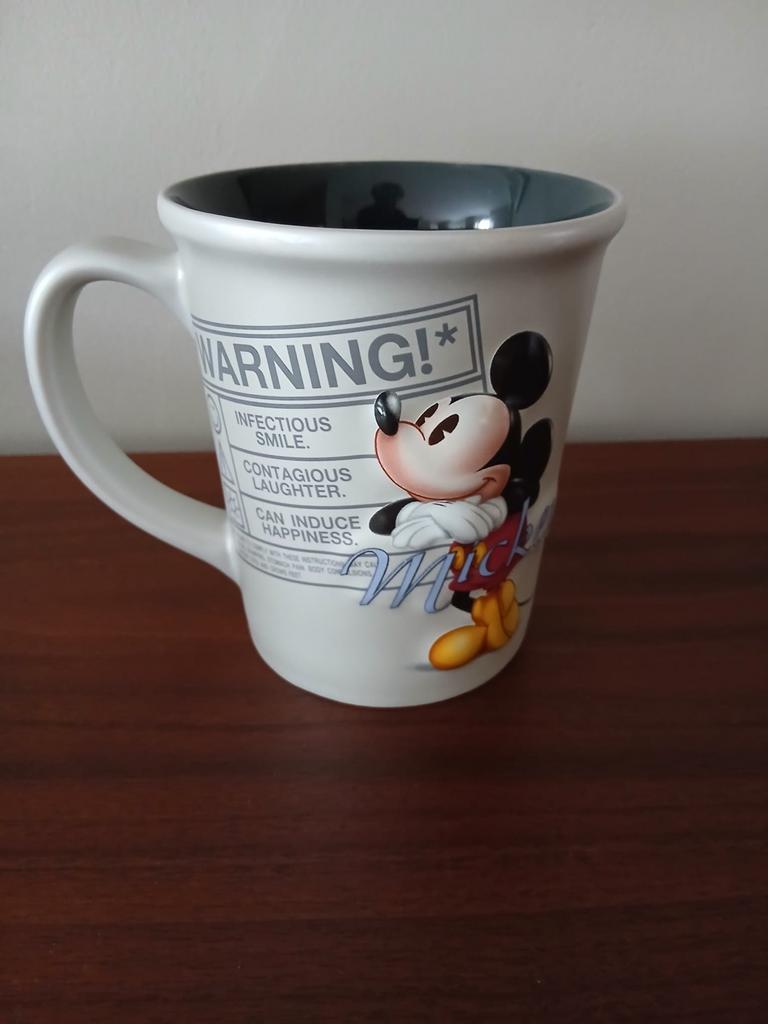 Disneyland Parijs Exclusieve Mickey Mouse Mok, Ophalen of Verzenden, Mickey Mouse, Zo goed als nieuw, Servies