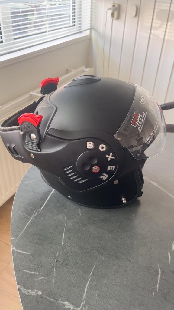Roof Boxer helm v8 GLOEDNIEUW, Fietsen en Brommers, Brommerhelmen, Ophalen of Verzenden, Zo goed als nieuw