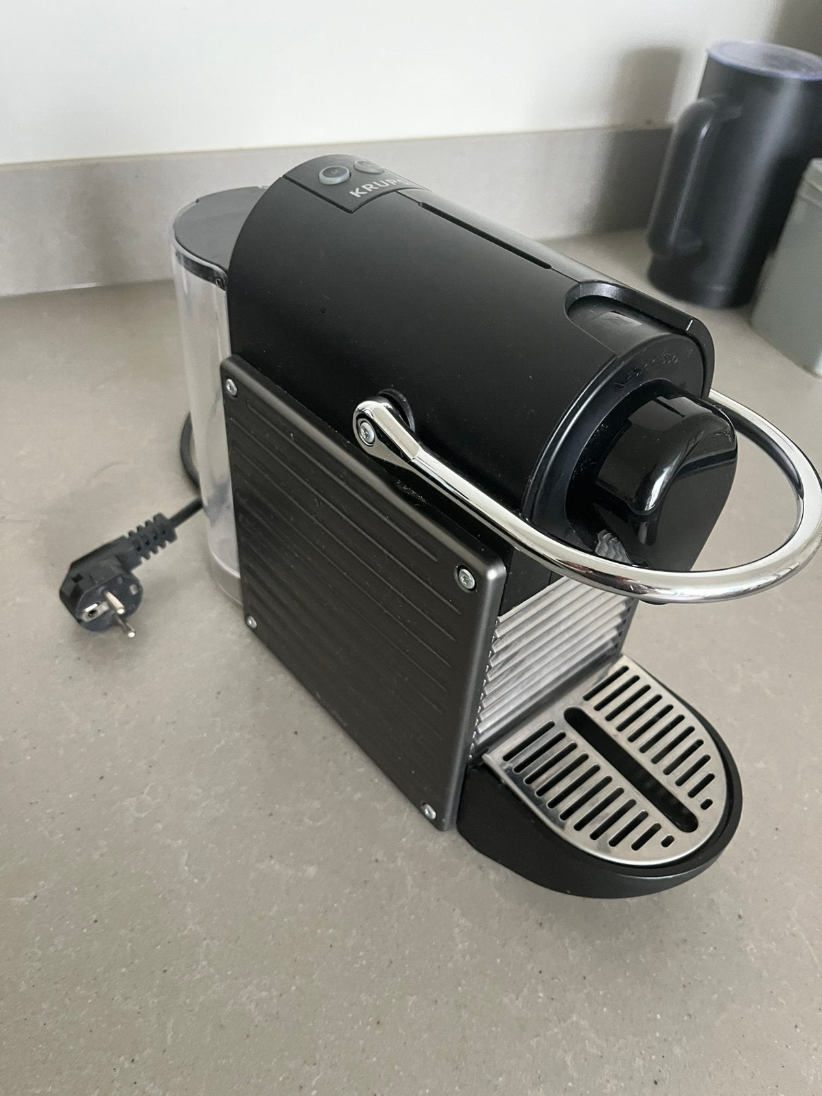 Nespresso apparaat, Witgoed en Apparatuur, Koffiezetapparaten, Ophalen, Koffiemachine, Zo goed als nieuw, 1 kopje
