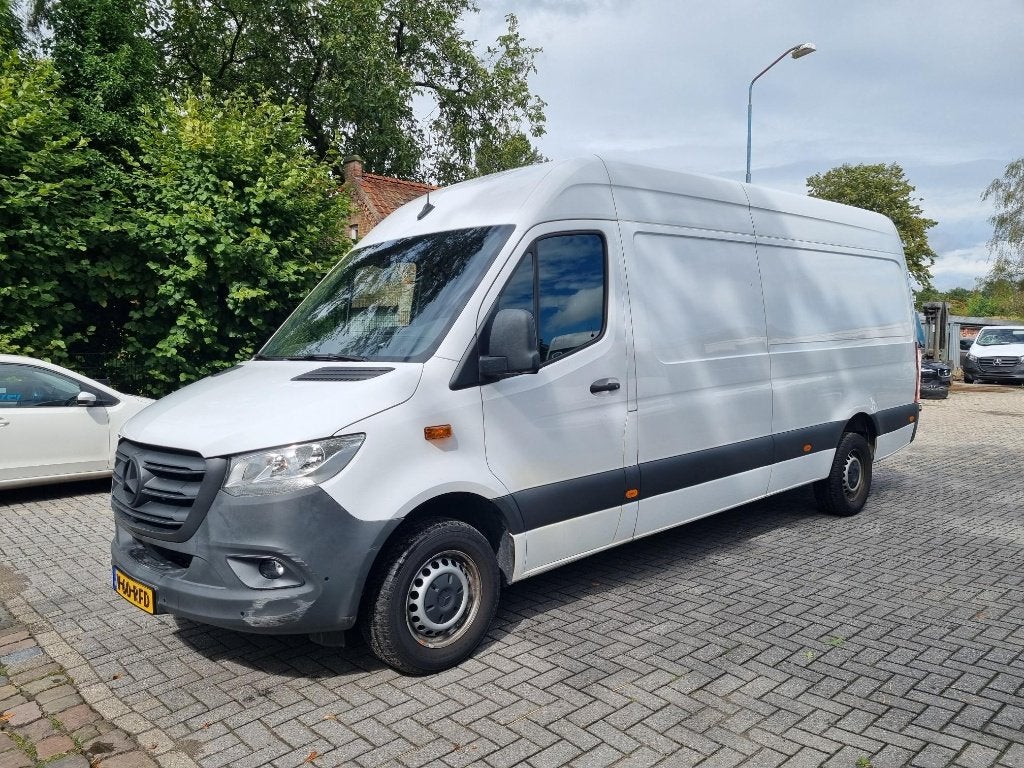 Mercedes Sprinter 317 CDI Maxi Mbux Navi Stoelverw 360gr Cam, 4 cilinders, Wit, Mercedes-Benz, Bedrijf