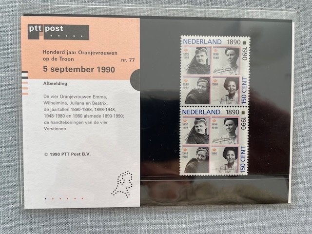 Postzegelmapje PZM77 Honderd jaar Oranjevrouwen 1990, Ophalen of Verzenden, Postfris, Koningshuis