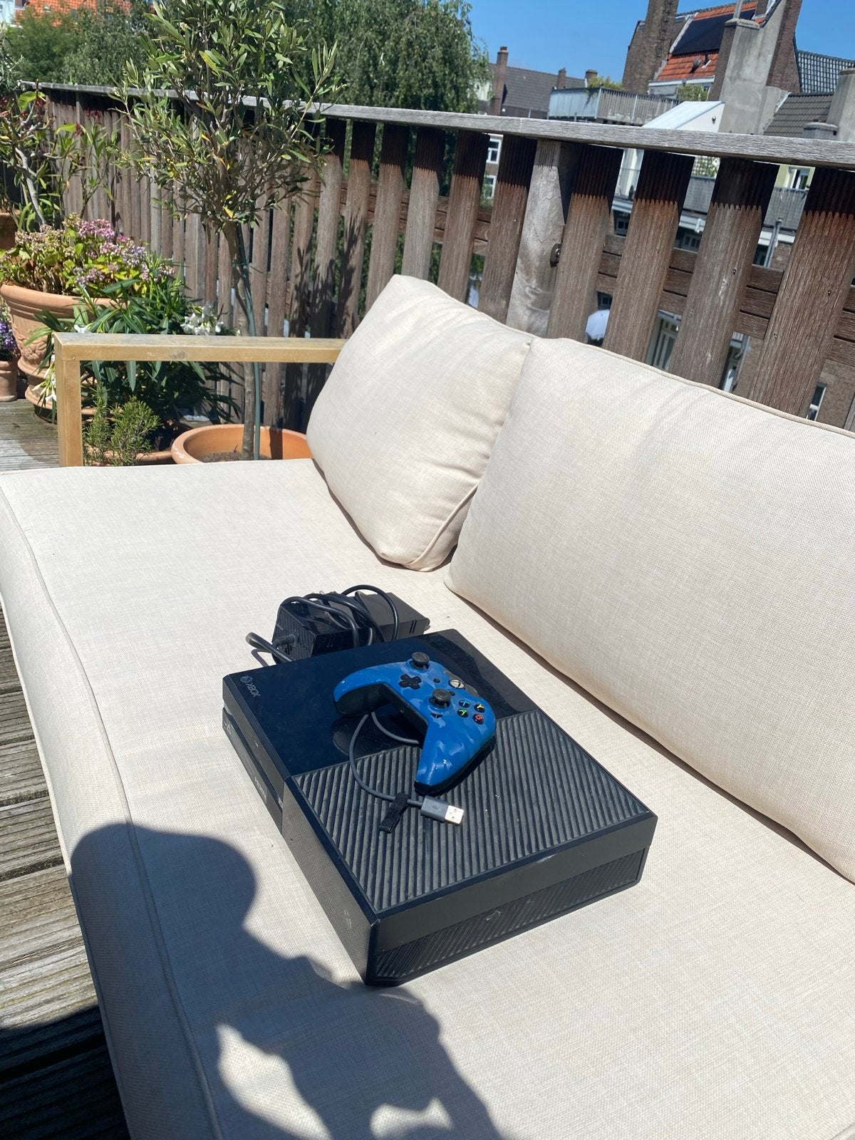 Xbox One met controller (werkt alleen bedraad), Spelcomputers en Games, Ophalen, Gebruikt, Met 1 controller, Xbox One