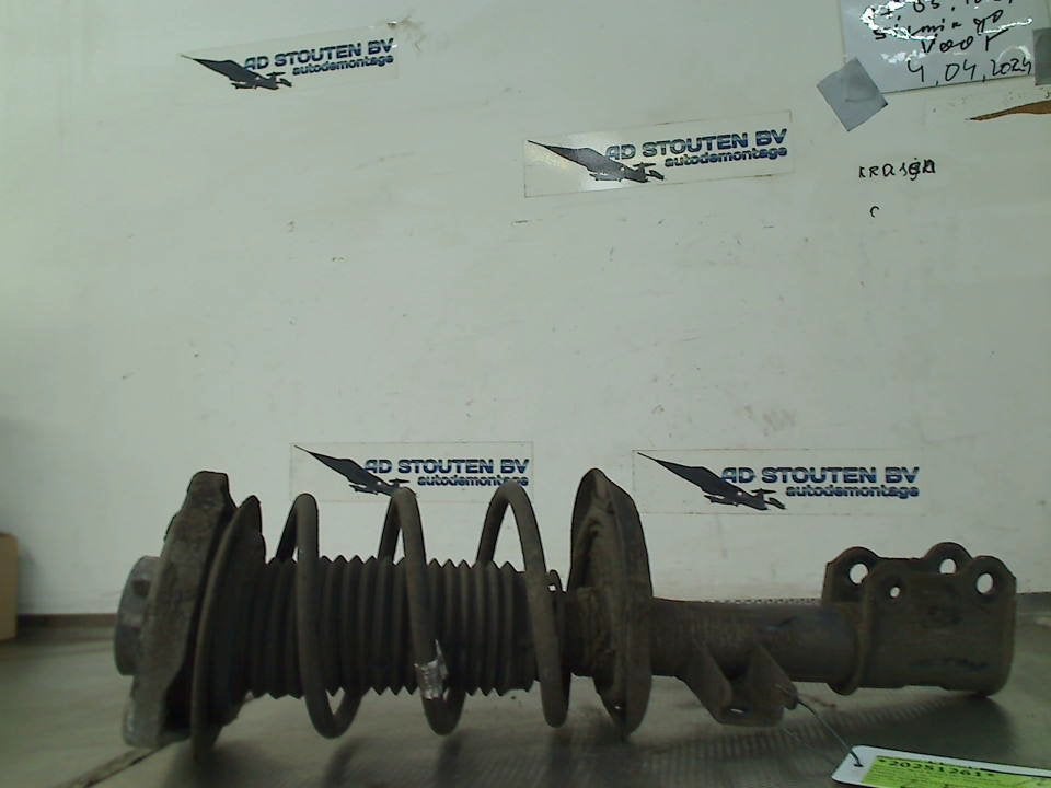Veerpoot Links Voor Mercedes-Benz B (W246/W242) 2012, Gebruikt, Mercedes-Benz AG, Mercedes-Benz, Mercedesstraße 120, Stuttgart 70372, , Duitsland
