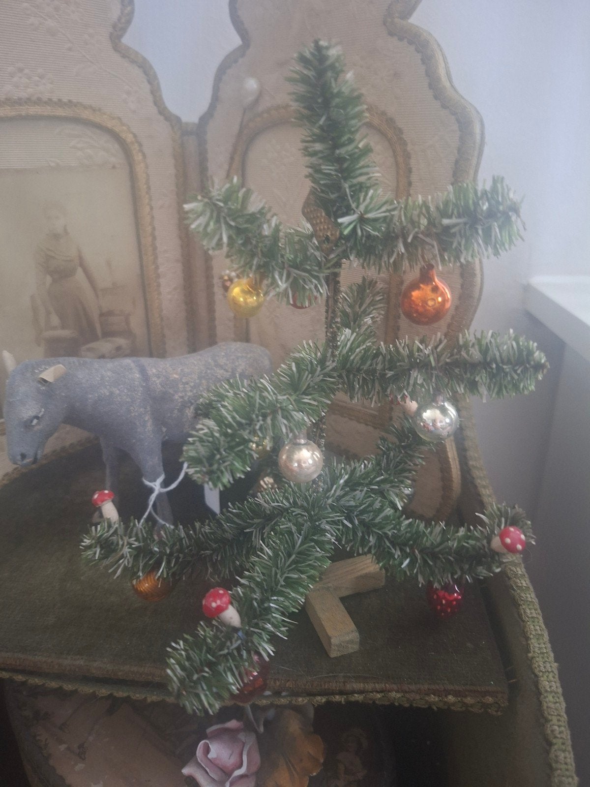 flock ezel en oud kerstboompje, Ophalen of Verzenden