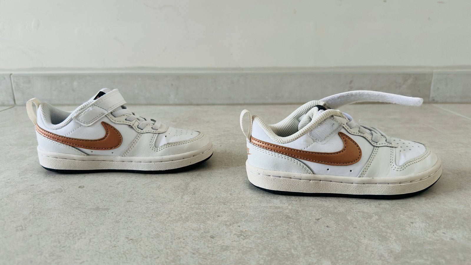 Nike maat 28 sneakers voor kinderen, Kinderen en Baby's, Ophalen, Jongen of Meisje, Schoenen, Zo goed als nieuw