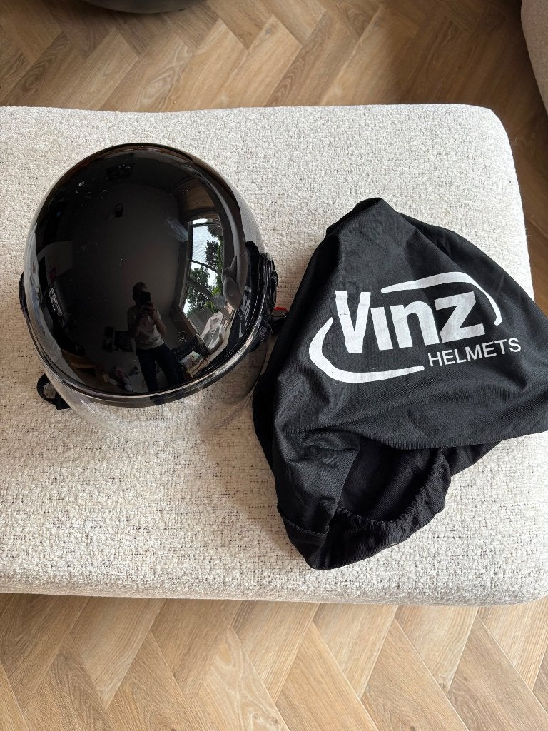 Helm scooter, Fietsen en Brommers, Brommerhelmen, Ophalen, Zo goed als nieuw, Vinz