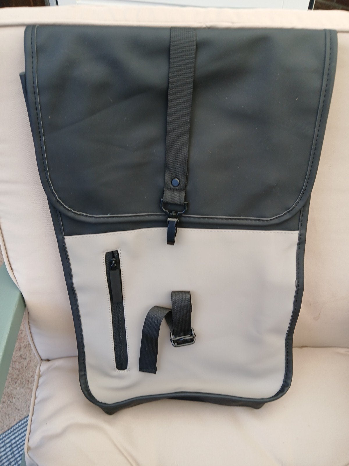 Stijlvolle waterdichte rugzak - Grijs/Zwart, Gebruikt, 25 tot 40 cm, Ophalen of Verzenden, Waterdicht