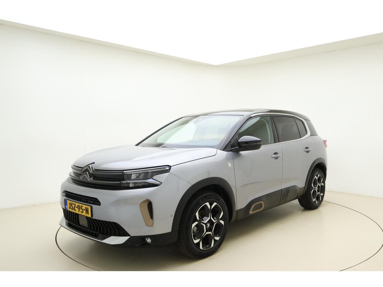 Citroën C5 Aircross 1.2T 130pk C-Series | Comfort Seats | P, Gebruikt, 1199 cc, C5 Aircross, Bedrijf
