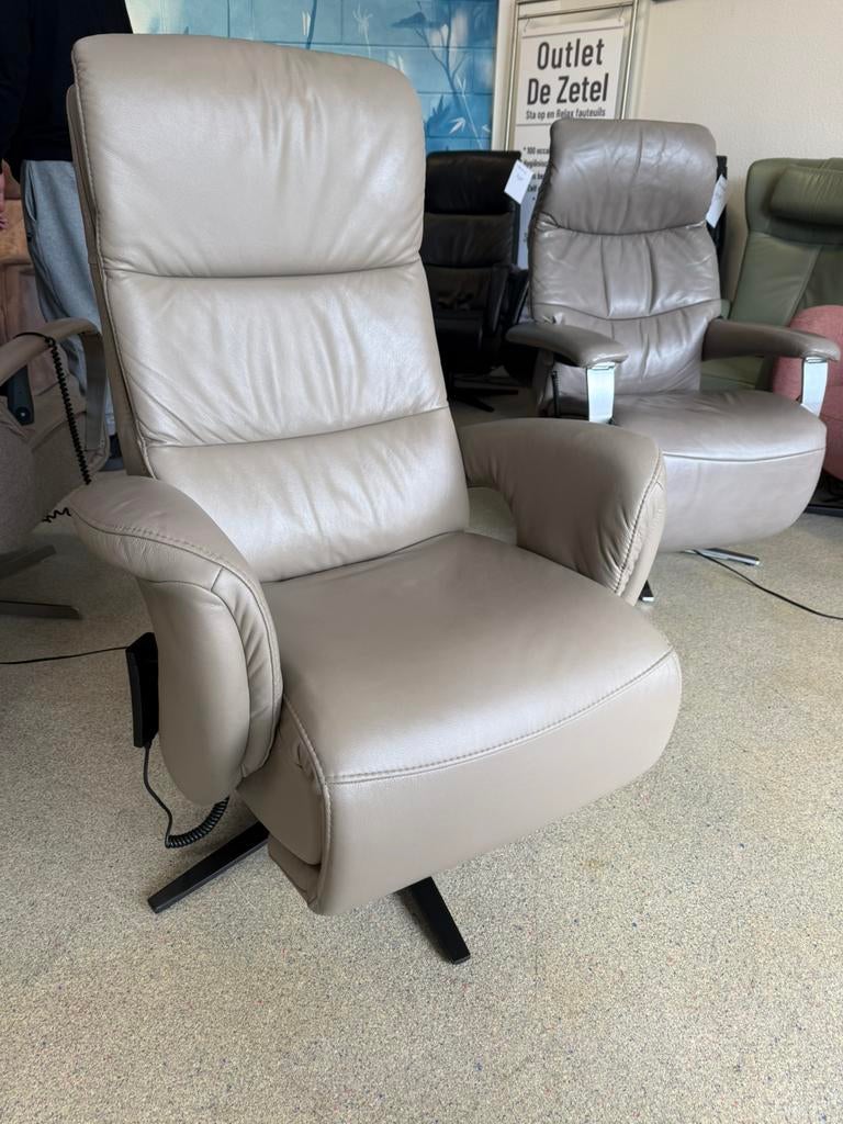 Hukla sta op relax stoel relaxfauteuil gratis bezorging, Huis en Inrichting, Fauteuils, Ophalen of Verzenden, Zo goed als nieuw