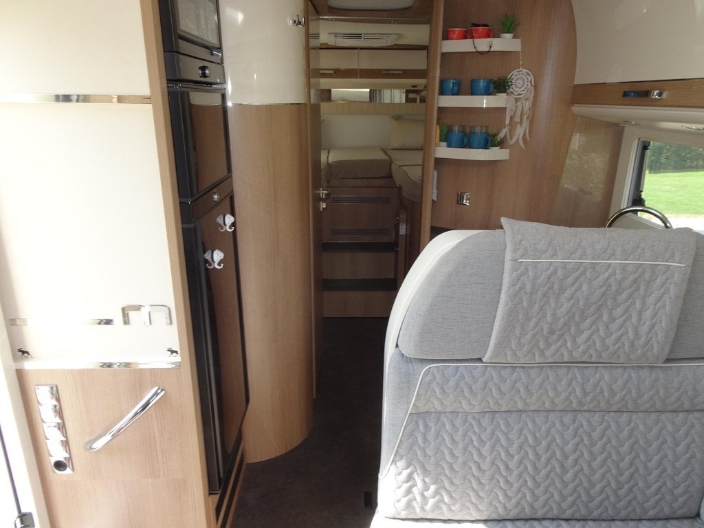 Schitterende Carthago Malibu T490LE, Automaat, Chemisch toilet, Ringverwarming, Fiat