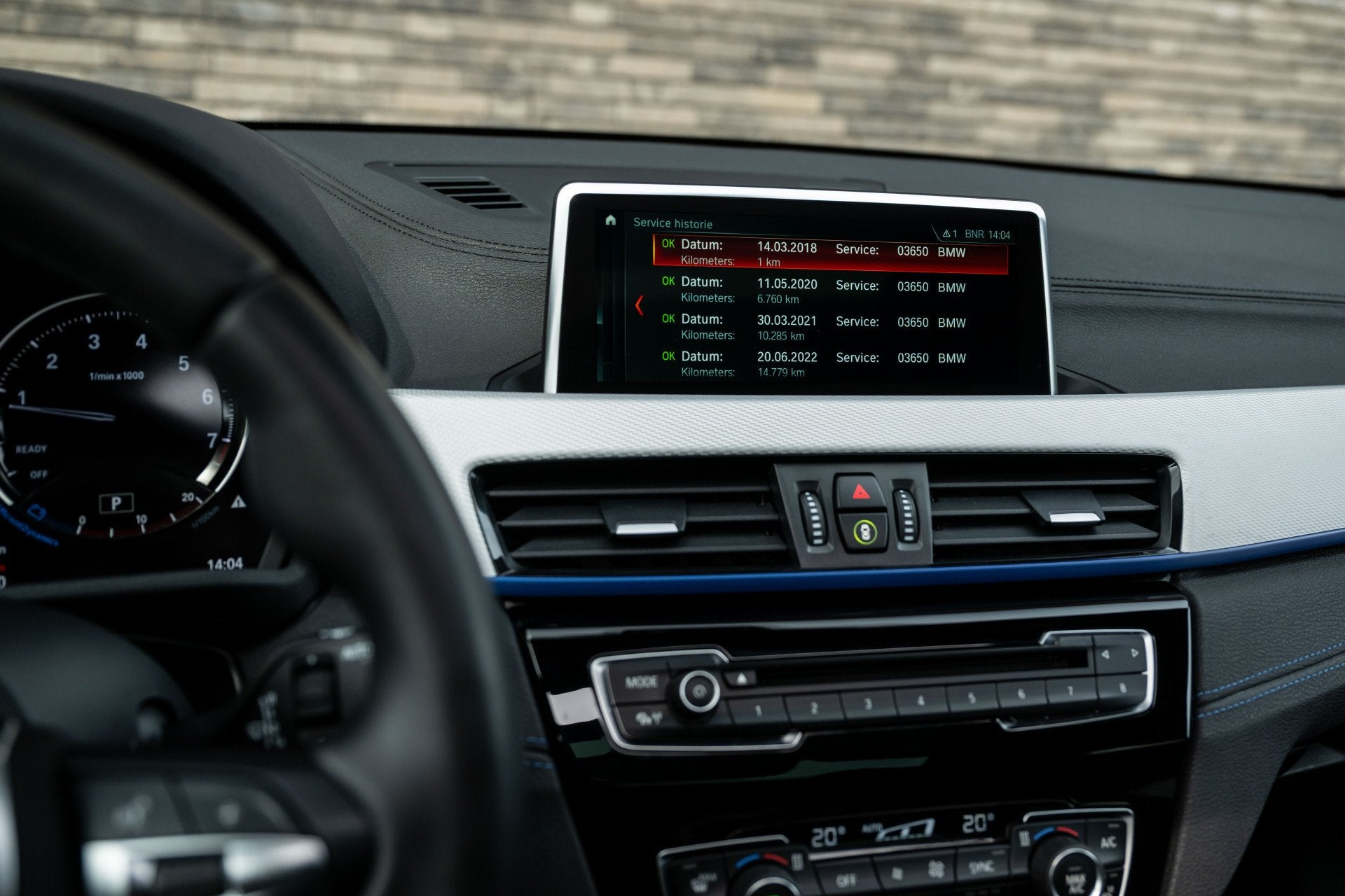 Foto 25 van BMW X2 2.0i xDrive | M-Sport | Navigatie | Panorama | Leder