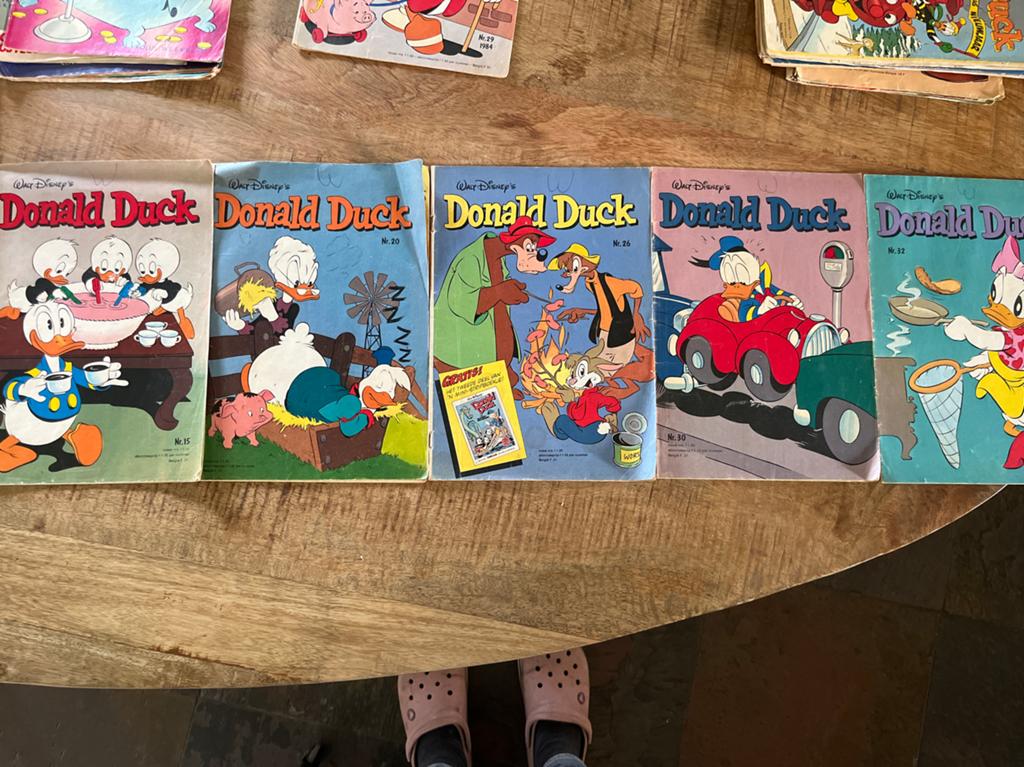 Donald Duck stripboeken -  1980 Diverse nummers, Boeken, Meerdere stripboeken, Ophalen of Verzenden, Gelezen