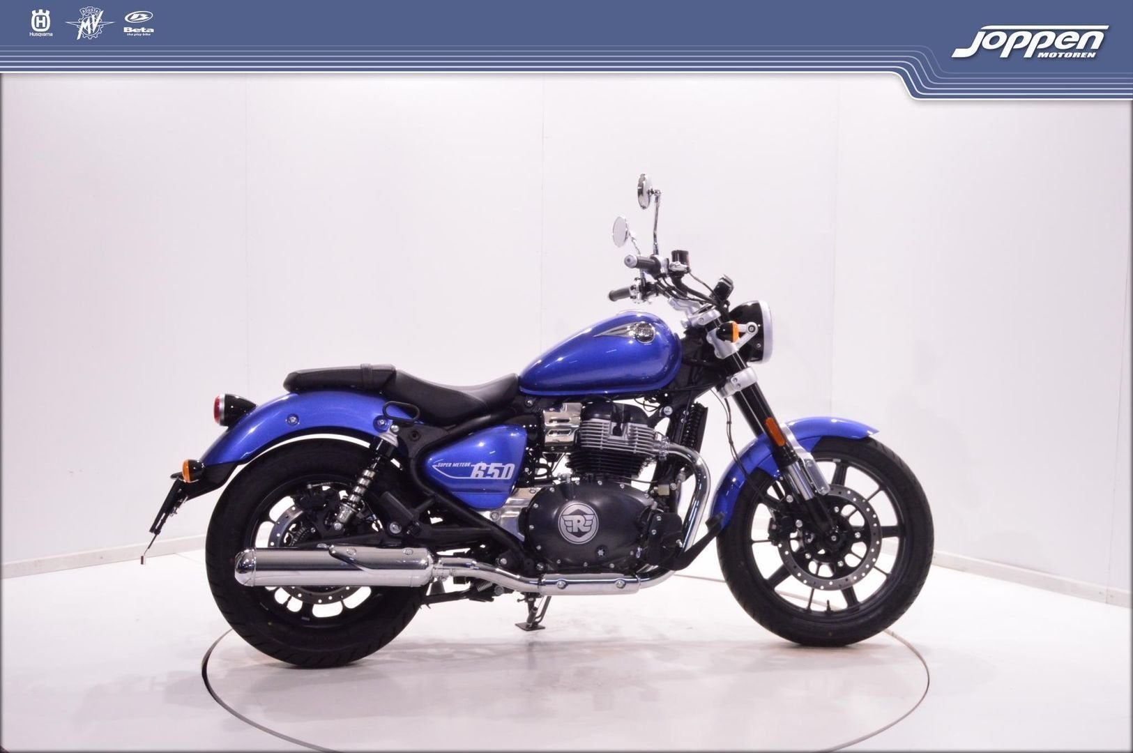 ROYAL ENFIELD SUPER METEOR 650 (bj 2024), Motoren, Motoren | Royal Enfield, Bedrijf, Overig, Minimaal motorrijbewijs A2, 2 cilinders