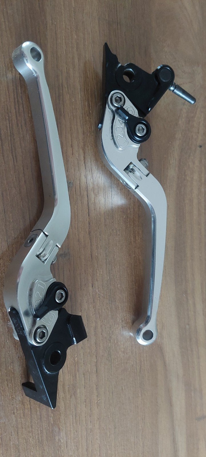Verstelbare rem- en koppelingshendels Moto Guzzi  Griso 1200, Motoren, Ophalen of Verzenden, Gebruikt
