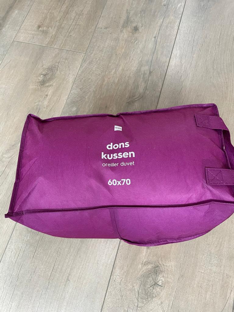 Hema dons kussen 60x70 - Zo goed als nieuw, Ophalen of Verzenden, Zo goed als nieuw