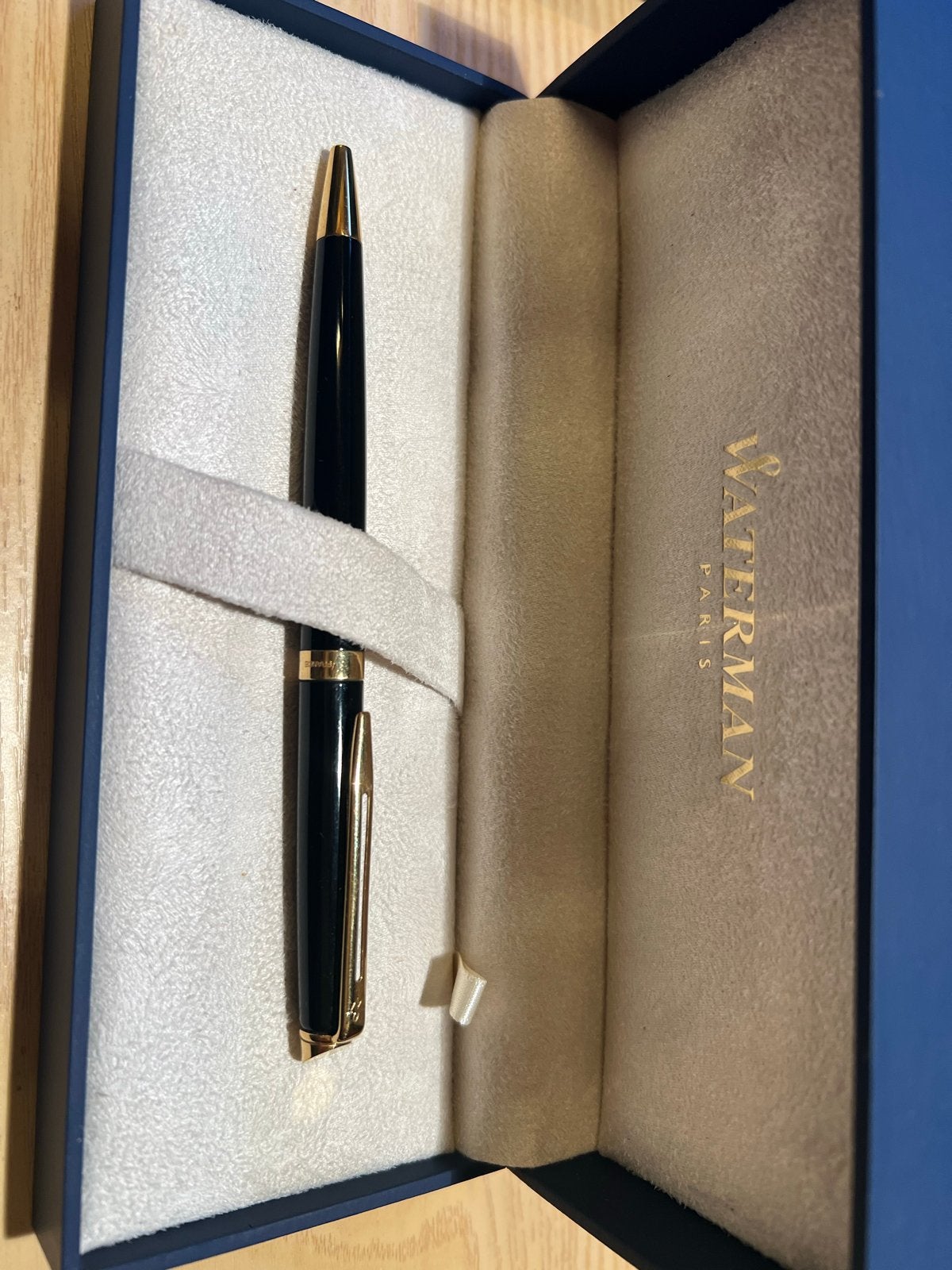 Waterman Balpen Zwart/Goud in Doosje, Verzamelen, Pennenverzamelingen, Balpen, Met doosje, Ophalen of Verzenden, Zo goed als nieuw