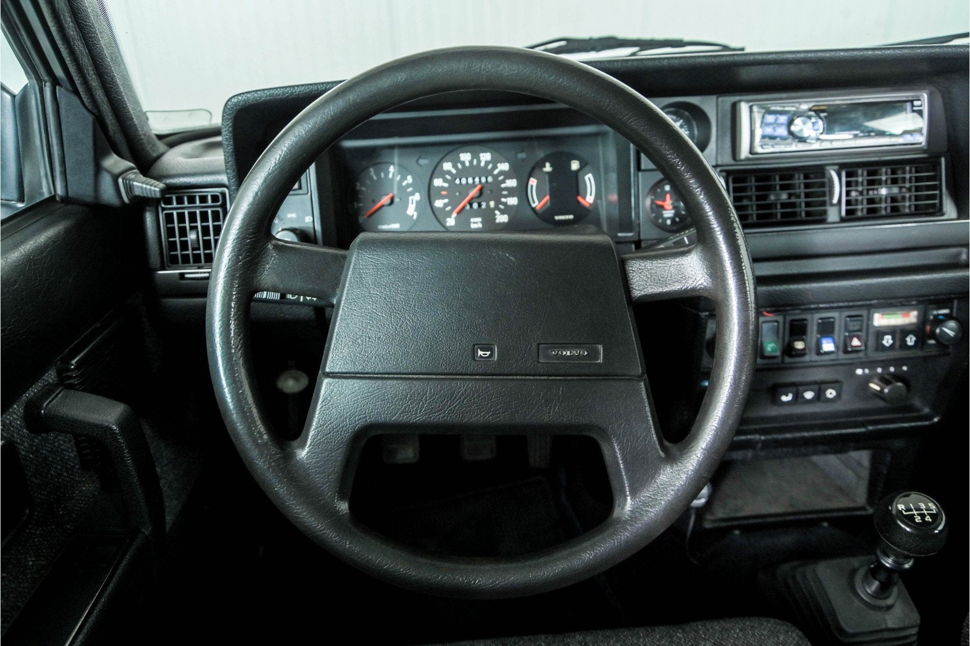 Volvo 240 2.3 DL Airco + cruise control (bj 1990), foto 8
