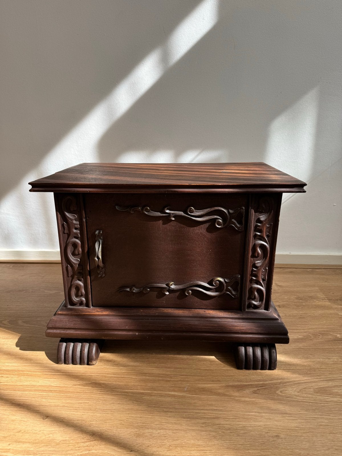 Gratis ophalen - Vintage houten nachtkastje, Ophalen