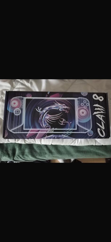 Msi 8 Claw met docking station en kabel absoluut nieuwstaat, Ophalen of Verzenden, MSI, Nieuw