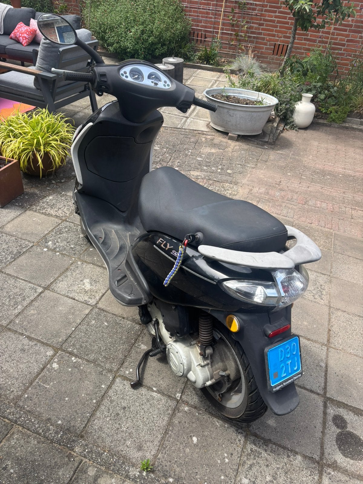 Piaggio fly, Ophalen, Zo goed als nieuw, Benzine, Fly