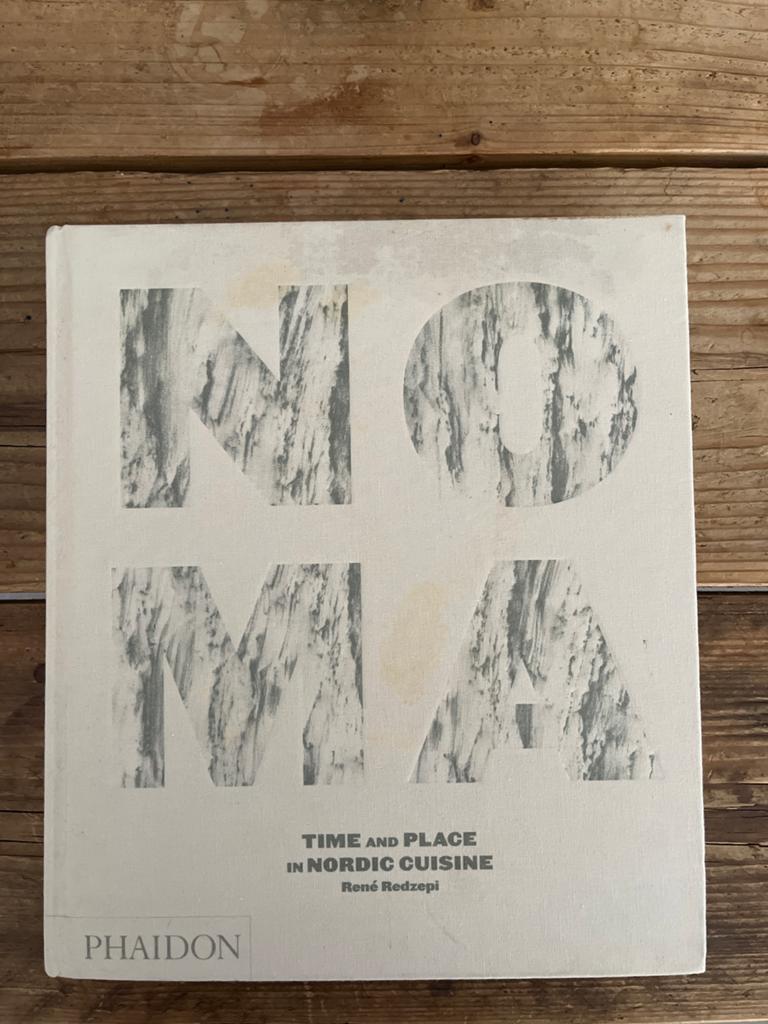 Noma: Time and Place in Nordic Cuisine - René Redzepi, Ophalen of Verzenden, Gelezen, Europa, Hoofdgerechten