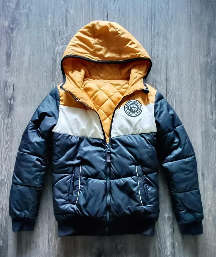 Winterjas met capuchon maat 146-152, Kinderen en Baby's, Kinderkleding | Maat 146, WE, Ophalen of Verzenden, Zo goed als nieuw