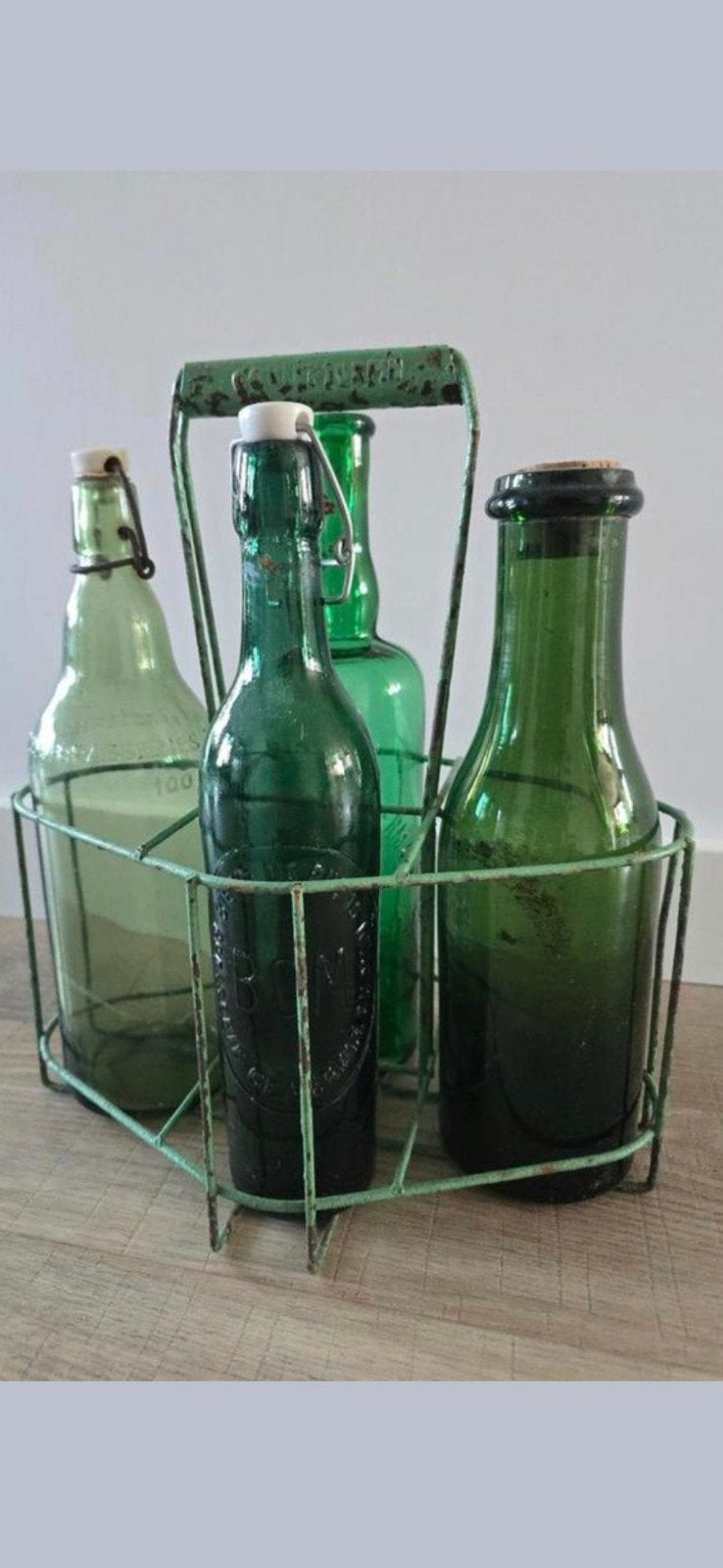Antiek Groen Frans stalen flessenrek gemerkt €29, Ophalen of Verzenden, Metaal