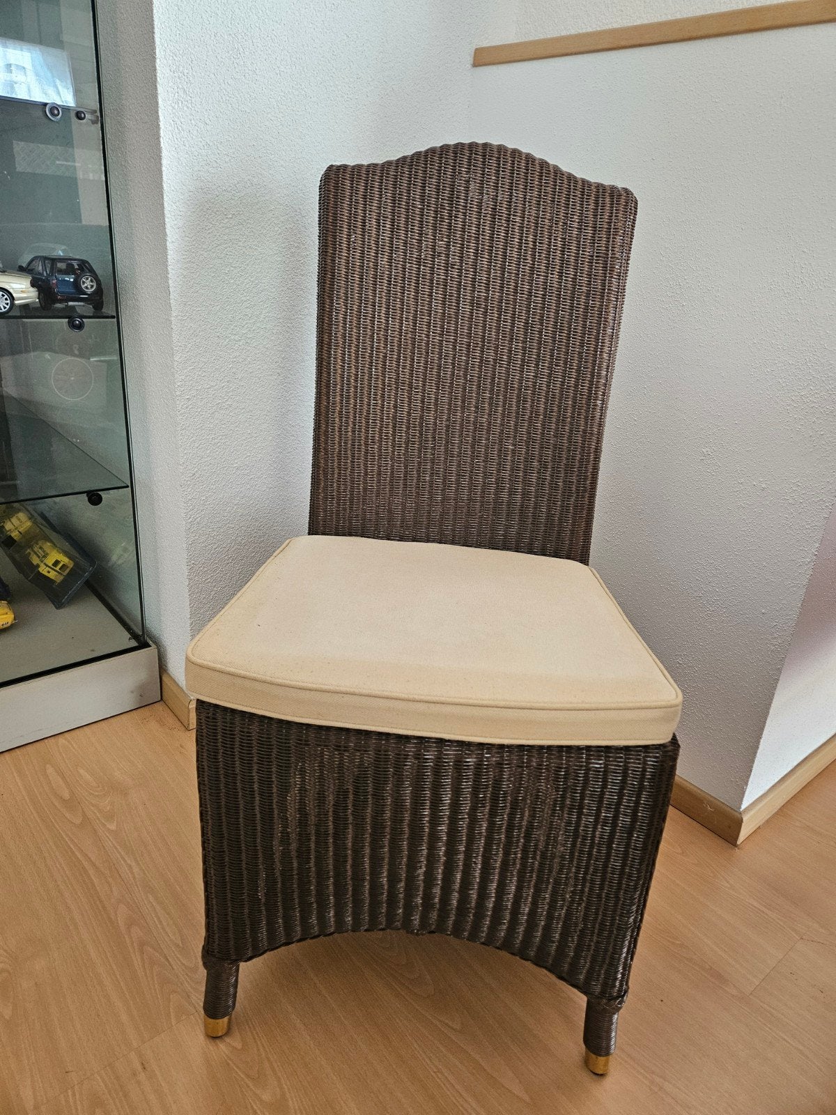 Vincent Sheppard 4 eetkamerstoelen met kussen, merk Vincent, Bruin, Ophalen of Verzenden, Zo goed als nieuw, Landelijk, Klassiek