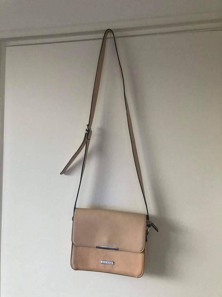 Stijlvolle Bulaggi schoudertas - lichtroze, Ophalen of Verzenden, Gebruikt, Beige, Overige merken