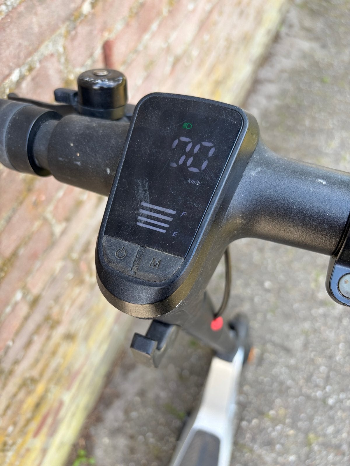 IVA elektrische step - Lader kwijt, achterband lek, Ophalen, Gebruikt