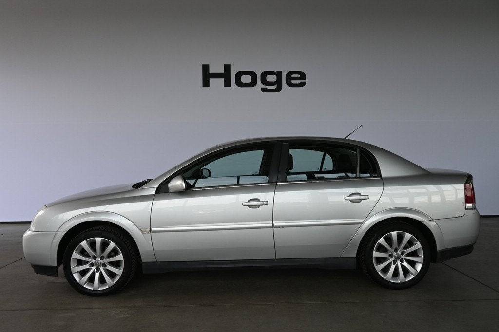Opel Vectra 1.8-16V Elegance Airco Trekhaak All in Prijs! In, Auto's, Opel, Stof, Gebruikt, 4 cilinders, 1796 cc