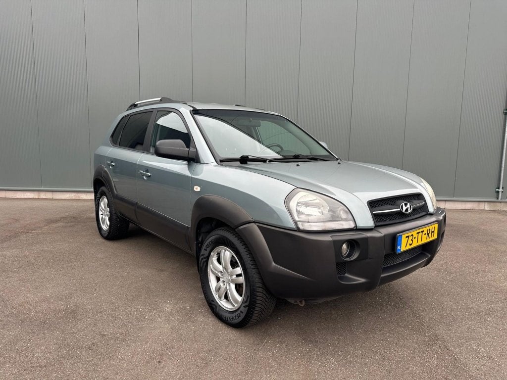 Hyundai Tucson 2.0i Style CLIMA AIRCO / NAP ! (bj 2007), Auto's, Stof, Metallic lak, 142 pk, 4 cilinders