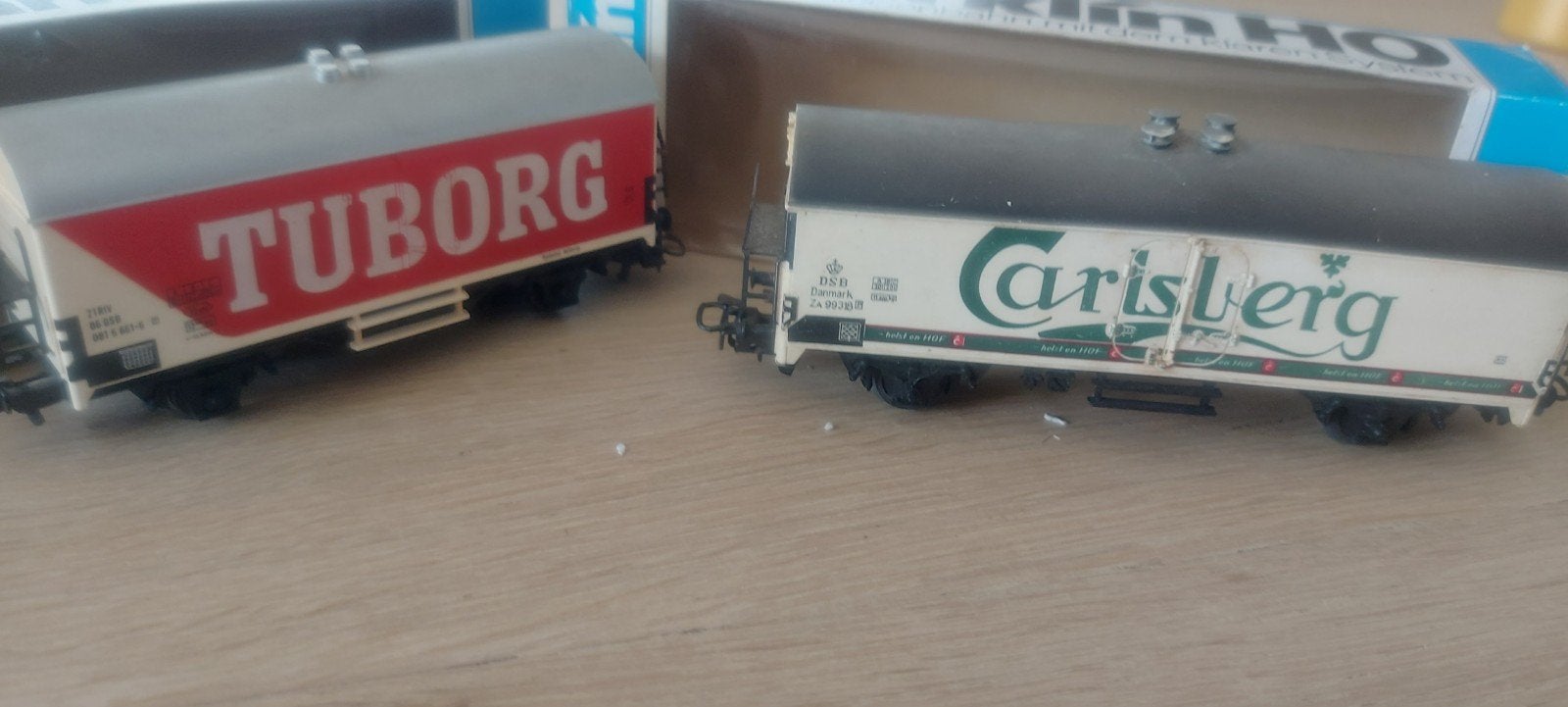2 Märklin DSB bierwagens Carlsberg+Tuborg artnr 4536+4636 ov, Wisselstroom, Wagon, Ophalen of Verzenden, Zo goed als nieuw